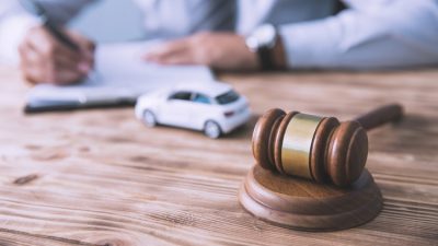 Automotive accident lawyer
