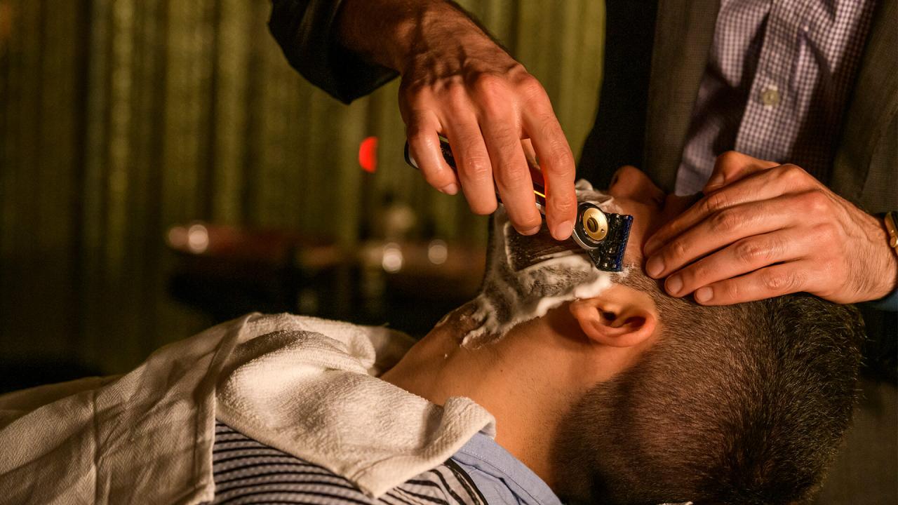 Shaving gentleman time out Shaving gentleman time out